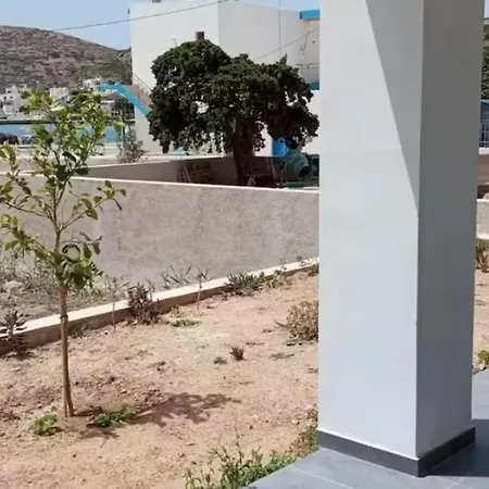 #7 Port Sea Views-ground Floor-no#7 شقة *